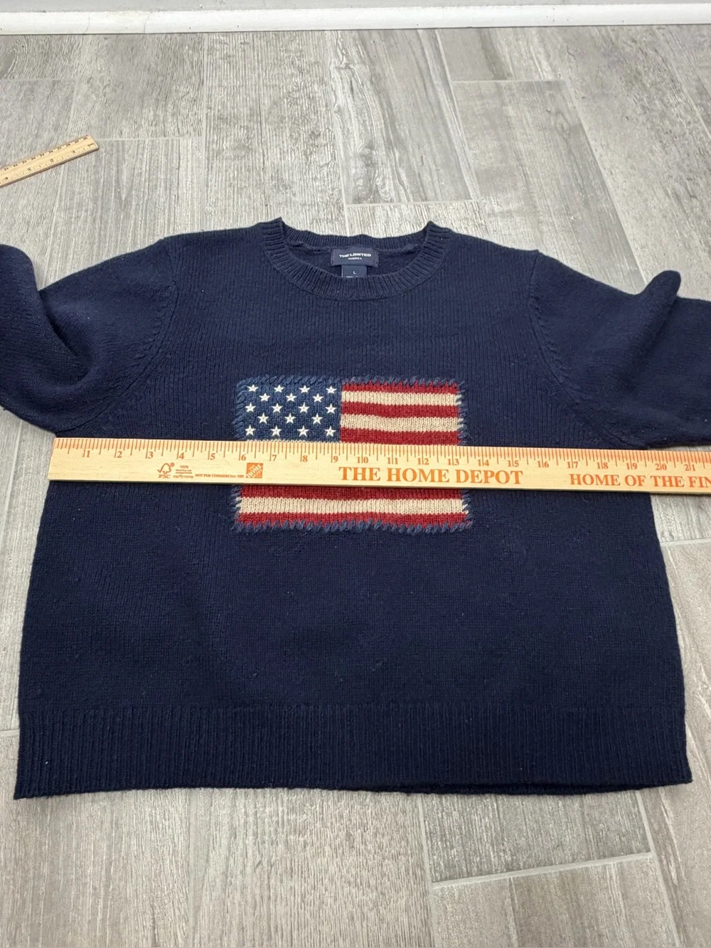 The Limited Wool navy blue American flag knit sweater flag graphic size Large